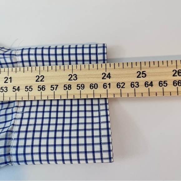 Cremieux 38 Classic Button Shirt Men's Blue White Plaid Long Sleeve Size M - Picture 9 of 9